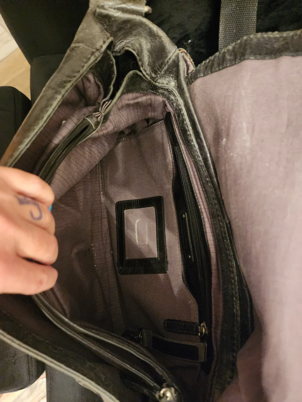 Fossil Black Leather Messenger Laptop Bag with Adjustable Strap